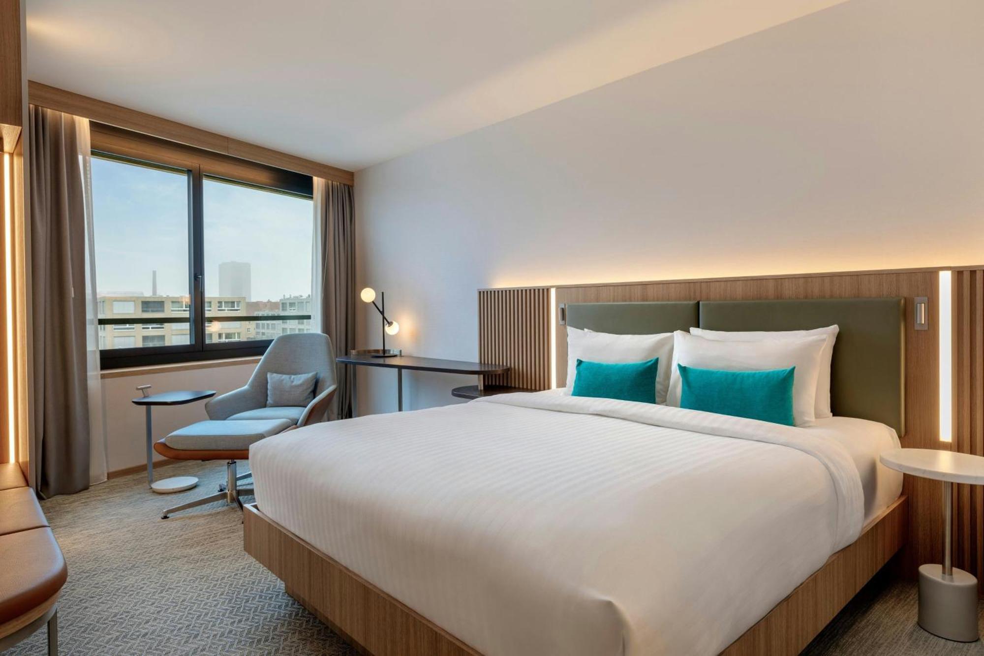 Courtyard By Marriott Biel Bienne Hotell Exteriör bild